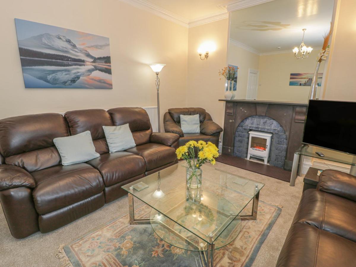 Preswylfa Villa Caernarfon Buitenkant foto